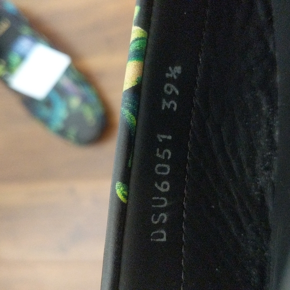 Versace Loafers shoes - Picture 3 of 4